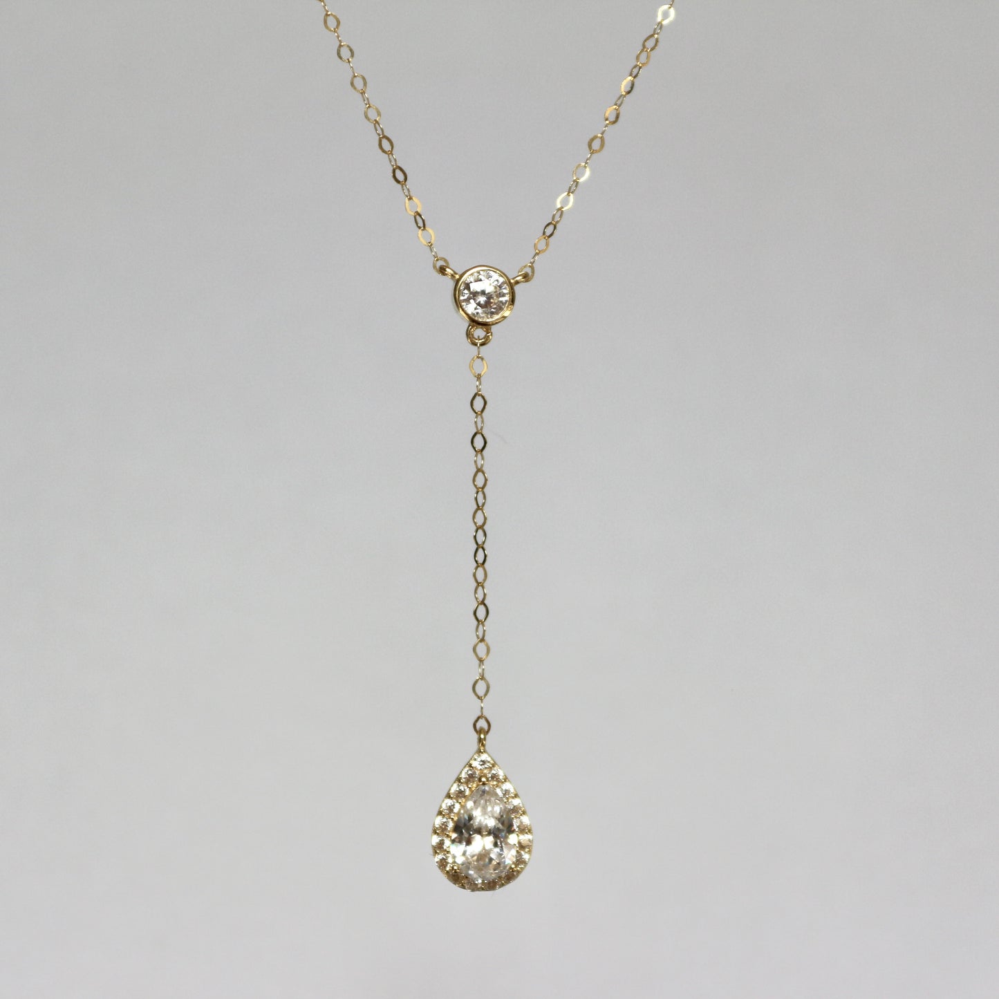 Classic Teardrop Zircon Necklace