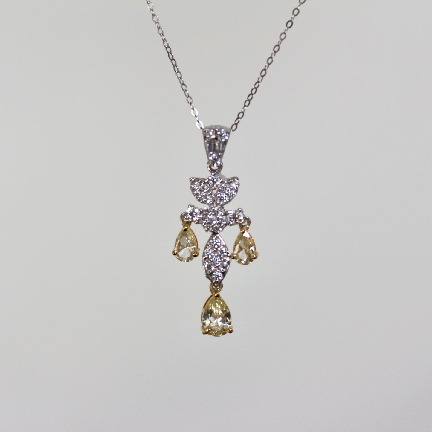 White Gold Necklace with Zircon and Citrine