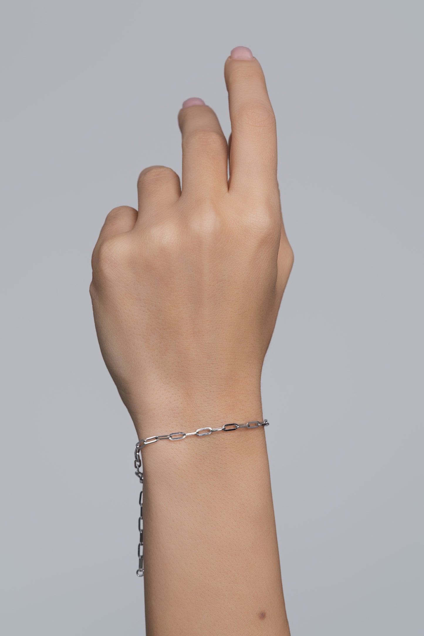 Classic Paperclip 18K White Gold Bracelet (Medium)