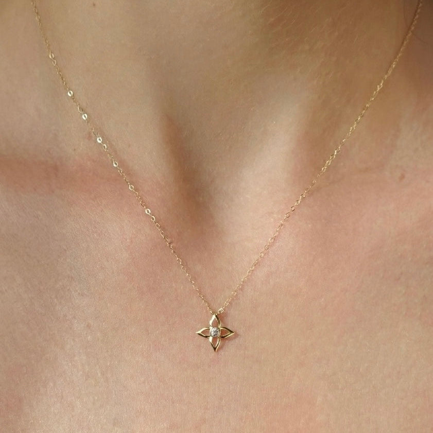 Garden Charm Single-motif Necklace